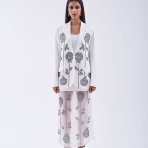 Ivory Bloom – white AC08